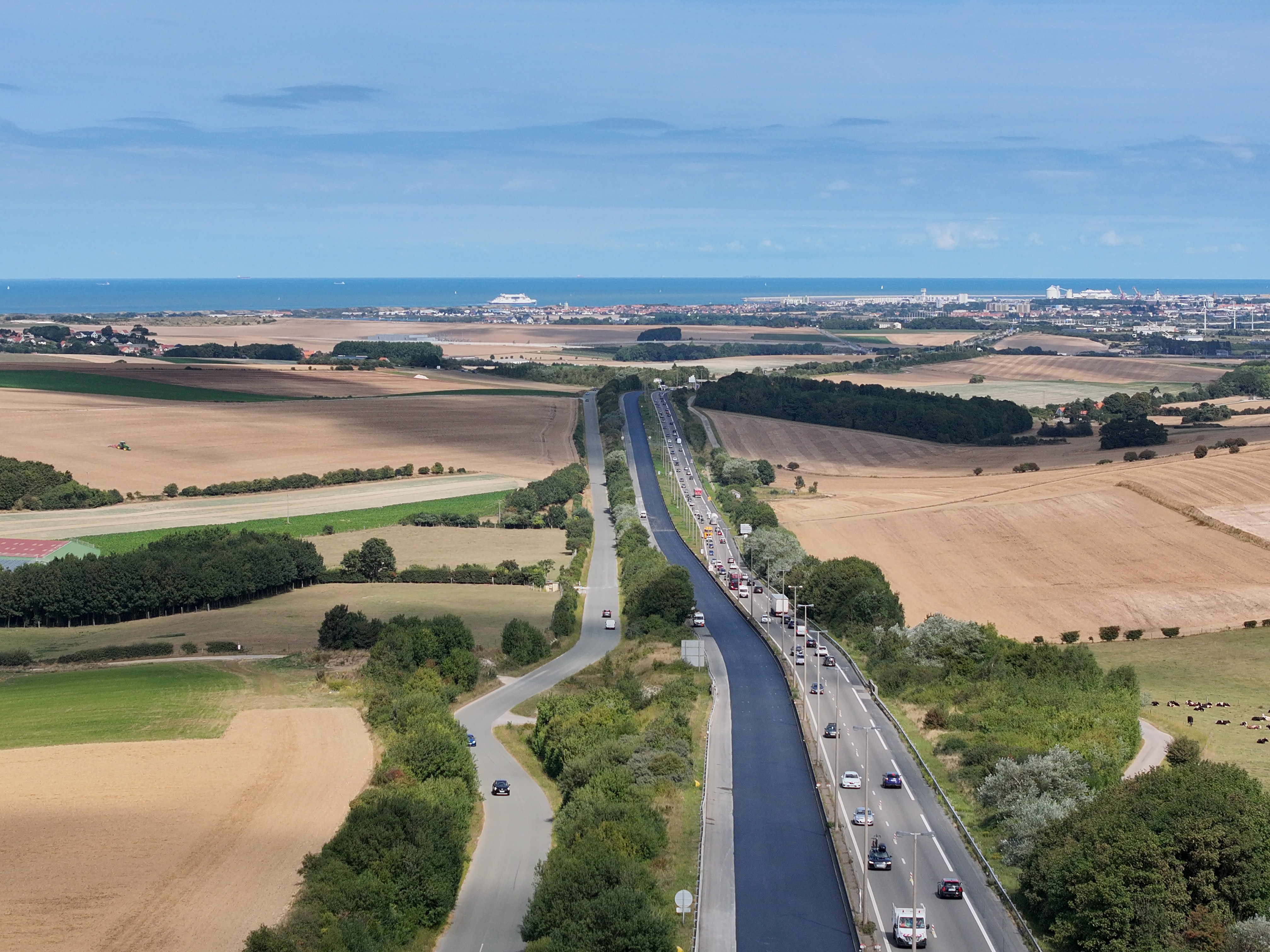 Reportage COLAS travaux réfection portion autoroute A16